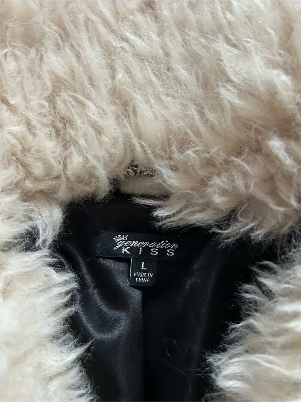 Dolls Kill Black Faux Leather Jacket with Cream Faux Fur Collar and Cuffs - Picture 4 of 11